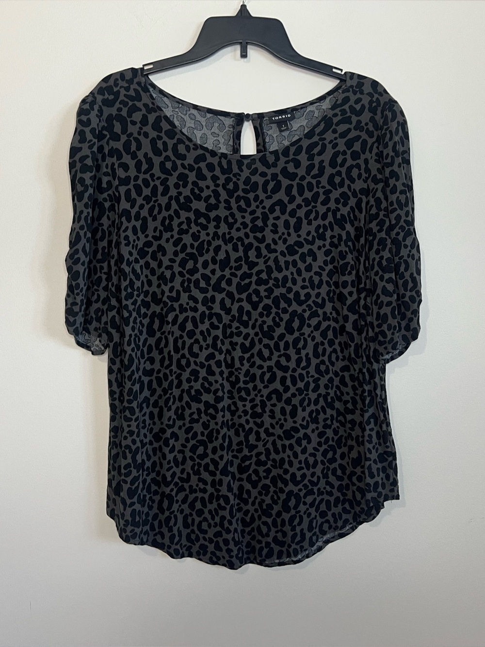 torrid Black and Charcoal Leopard Puff Sleeve Blouse